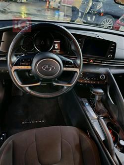 هیوندای ئەلەنترا